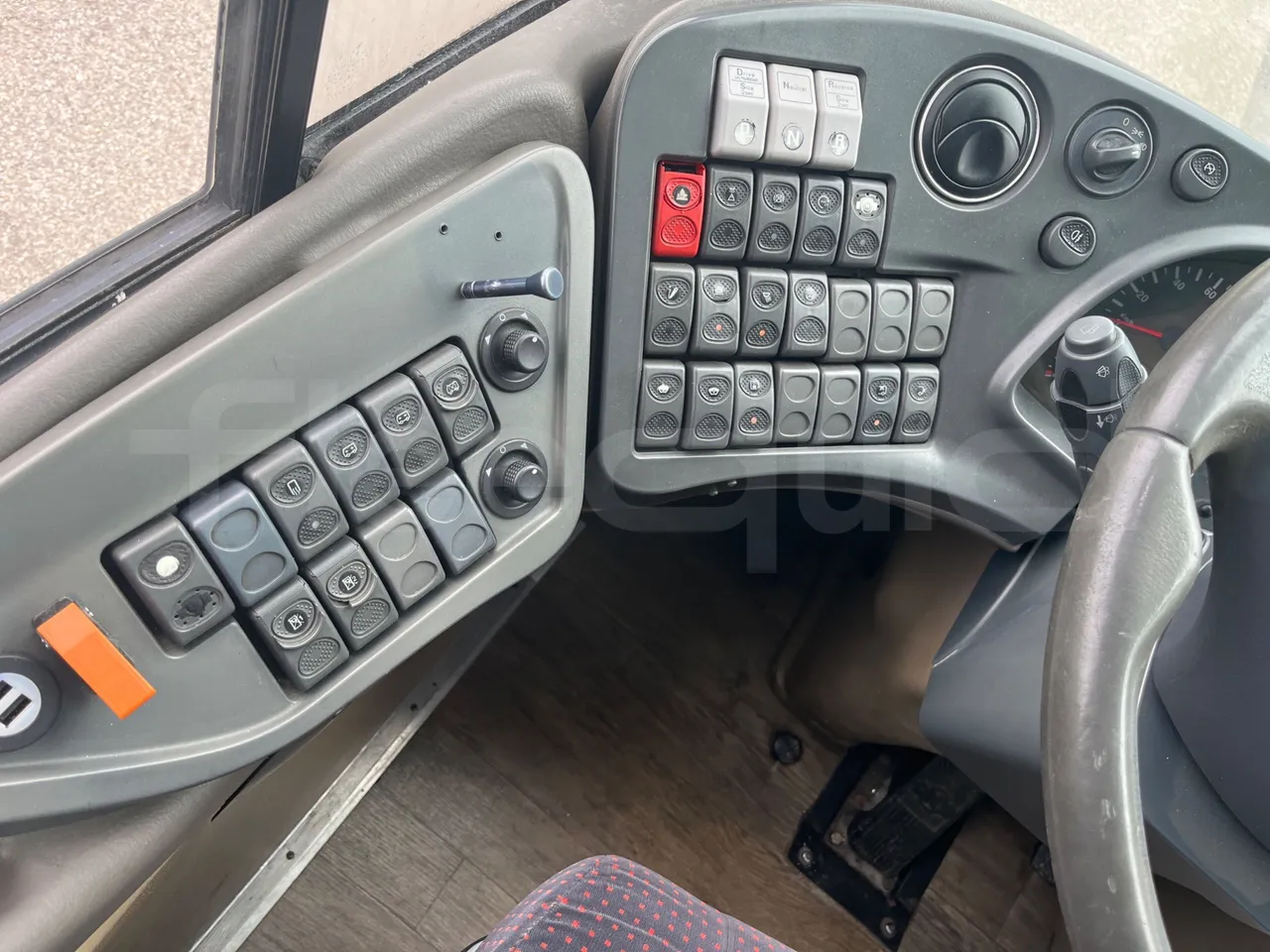 Iveco Magelys 5FR210 - Euro5 - 331kW - 12.800mt - onboard devices 1