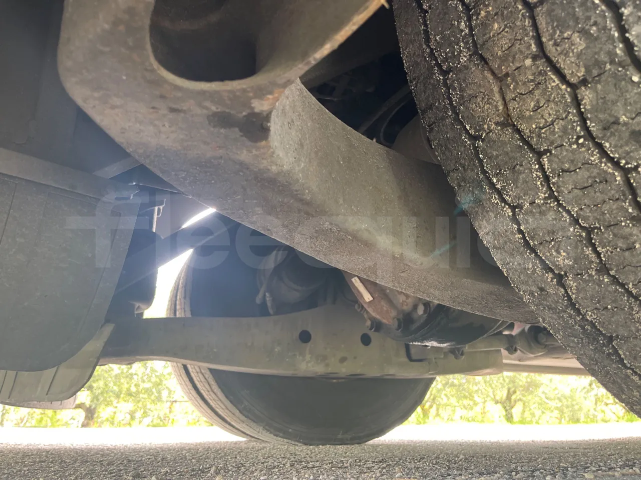 Iveco Magelys 5FR210 - Euro5 - 331kW - 12.800mt - axle 2 discs left