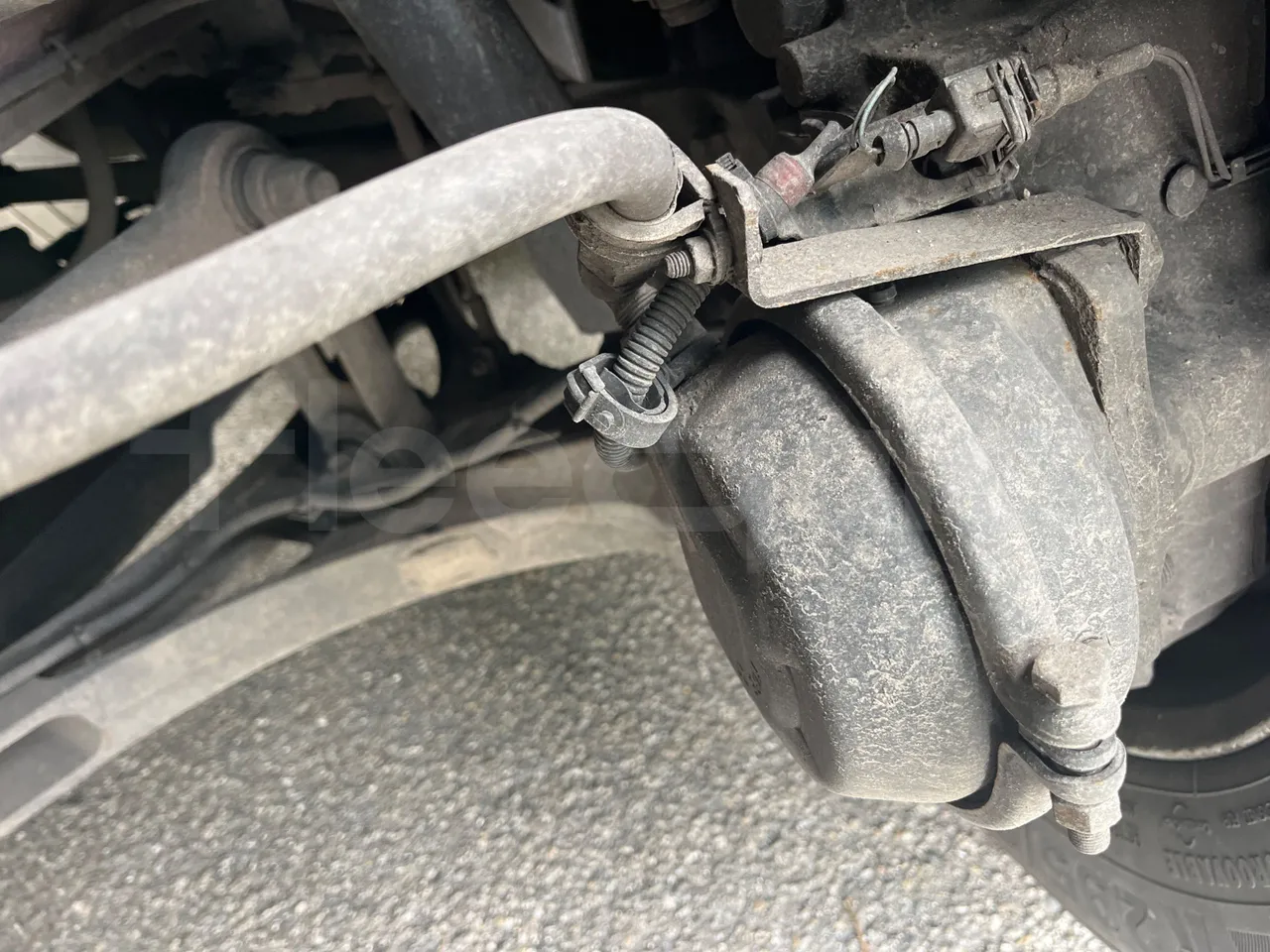 Iveco Magelys 5FR210 - Euro5 - 331kW - 12.800mt - front brake calipers left