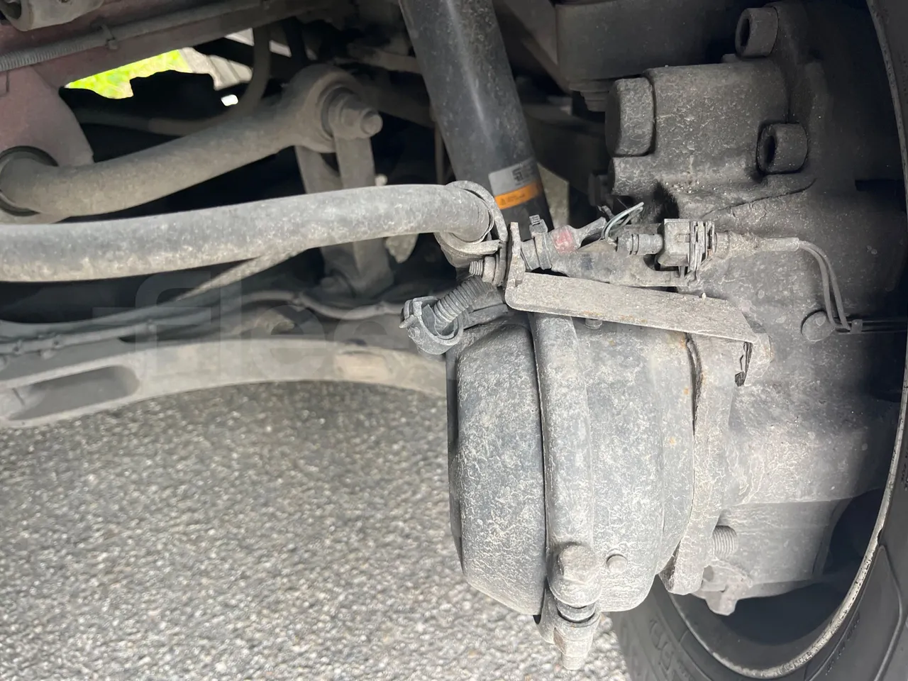 Iveco Magelys 5FR210 - Euro5 - 331kW - 12.800mt - front brake calipers right