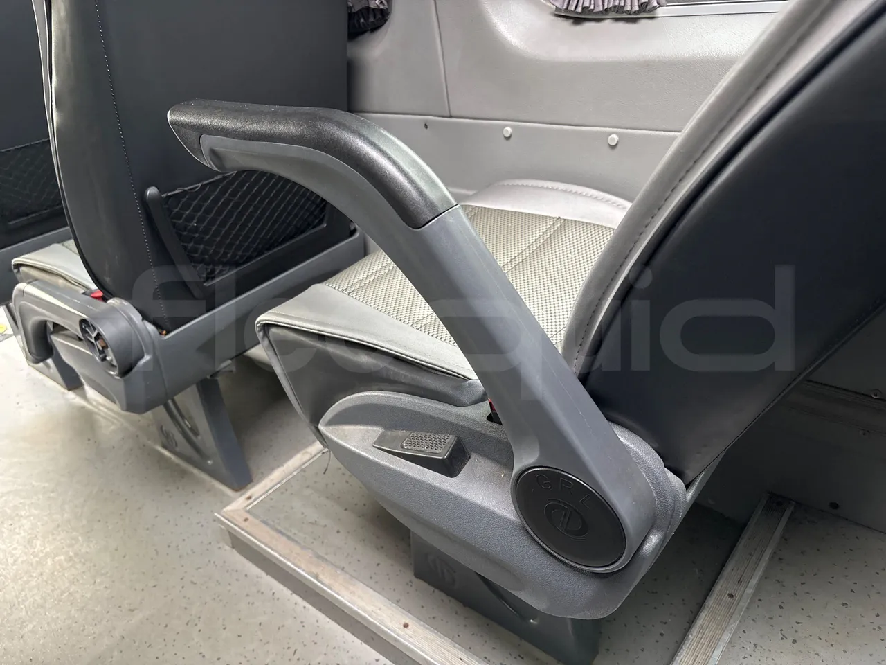 Mercedes-Benz Sprinter 516CDI - EUR5 - 120kW - 7.345m - armrest detail photo