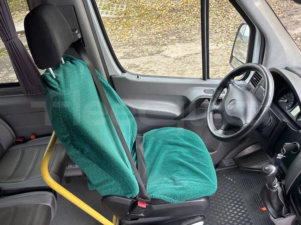 Mercedes-Benz Sprinter 516CDI - EUR5 - 120kW - 7.345m - driver's seat photo