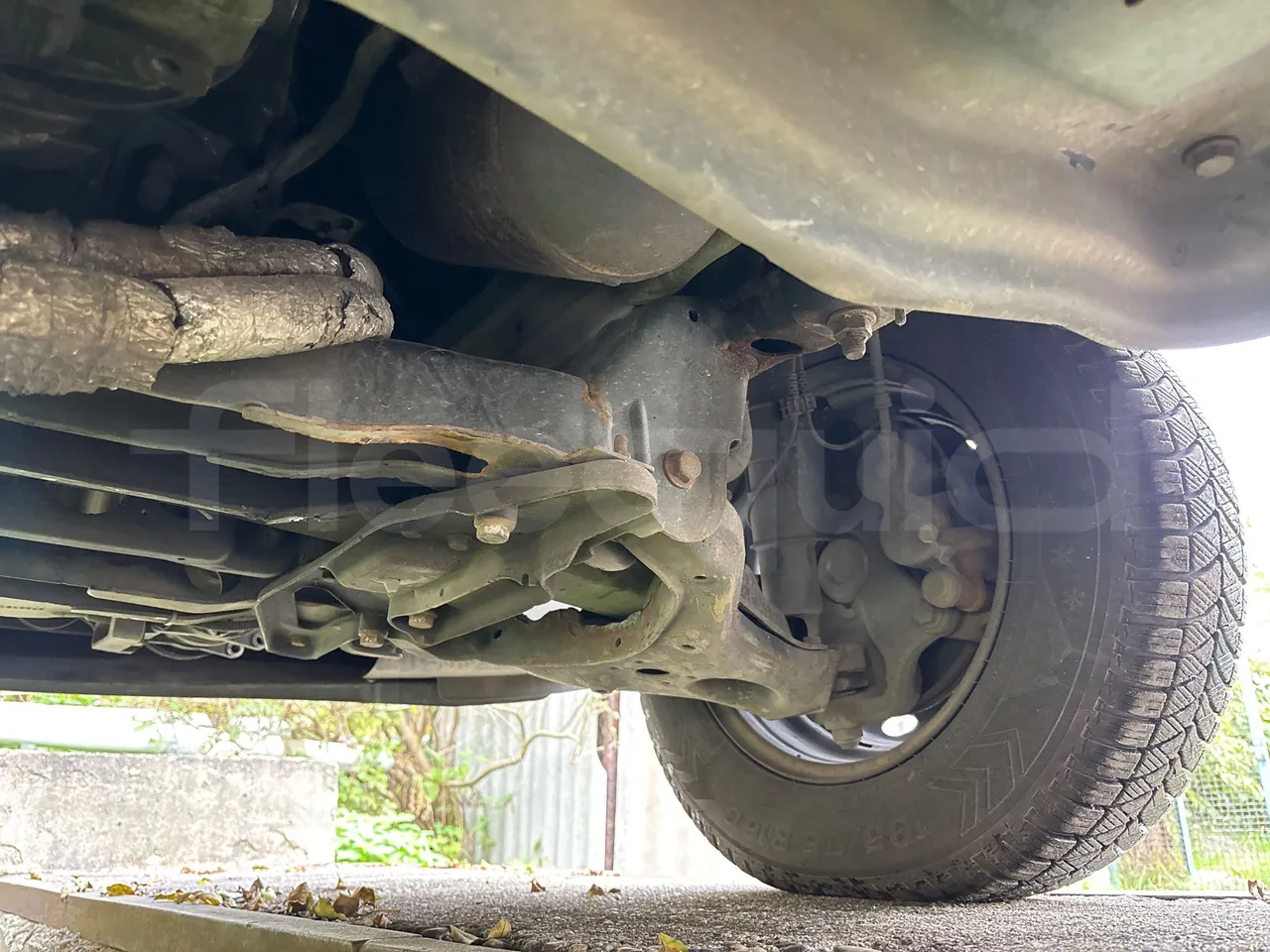 Mercedes-Benz Sprinter 516CDI - EUR5 - 120kW - 7.345m - front axle left side