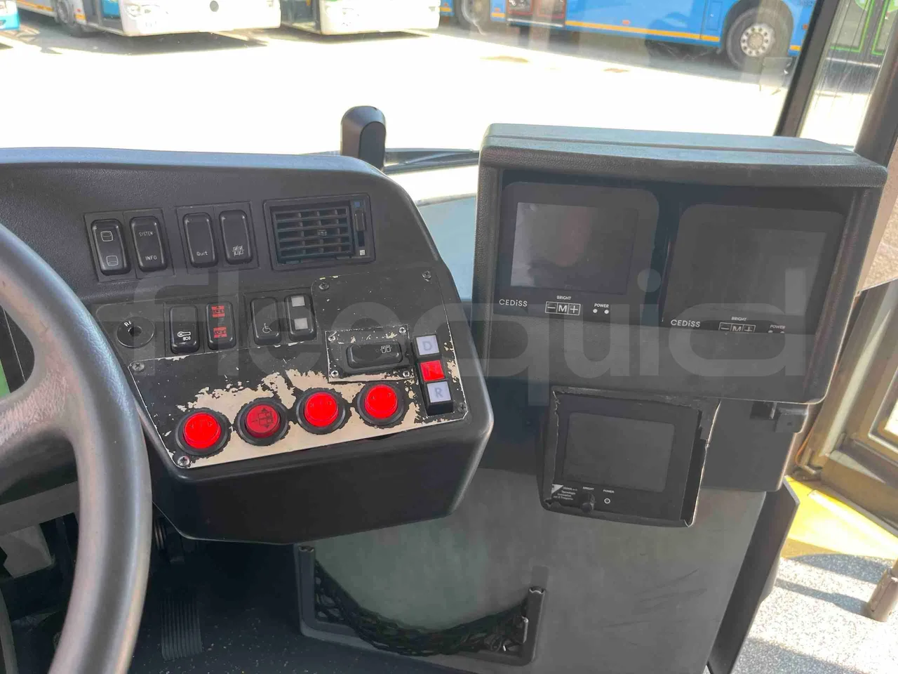 Mercedes-Benz Citaro G - radio accessories photo