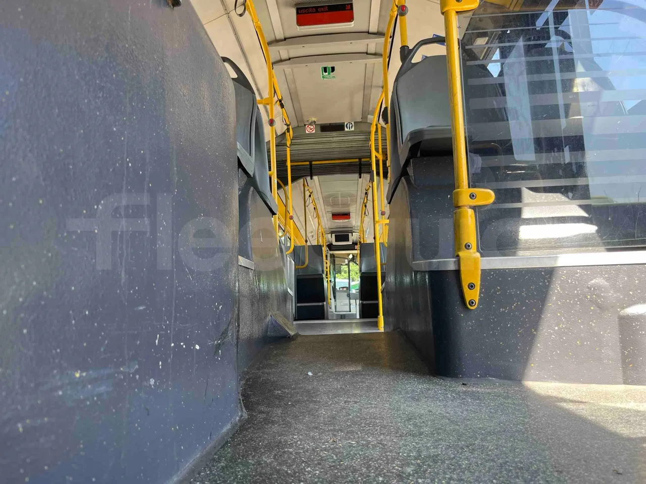 Mercedes-Benz Citaro G - seat brackets photo