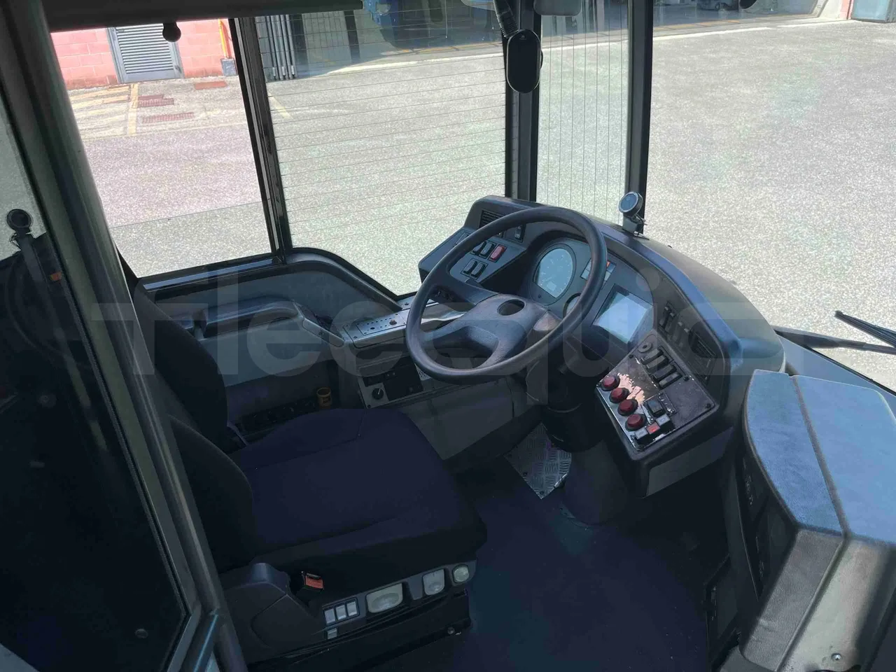 Mercedes-Benz Citaro G - buttons panels on