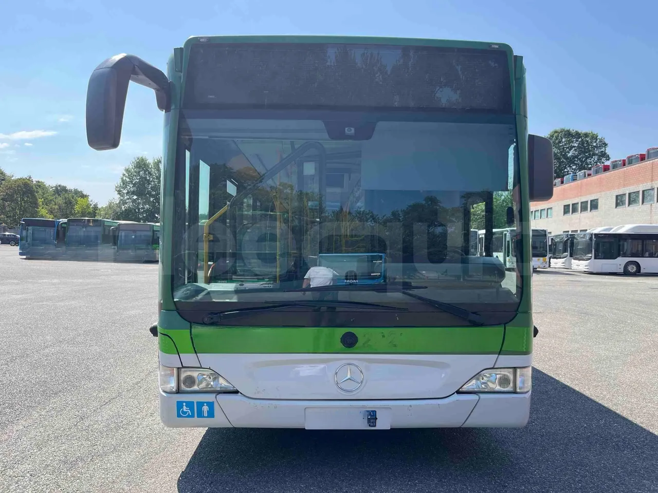 Mercedes-Benz Citaro G - front photo