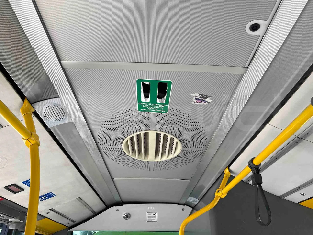 Mercedes-Benz Citaro G - roof hatch 1