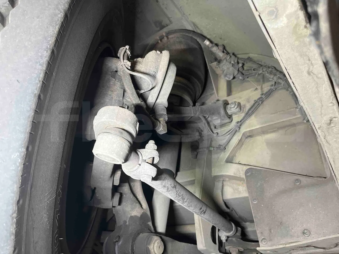 Mercedes-Benz Citaro G - front axle right side
