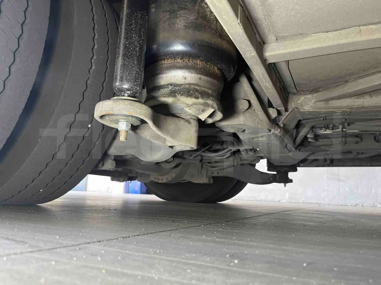 Mercedes-Benz Citaro G - axle 3 left side