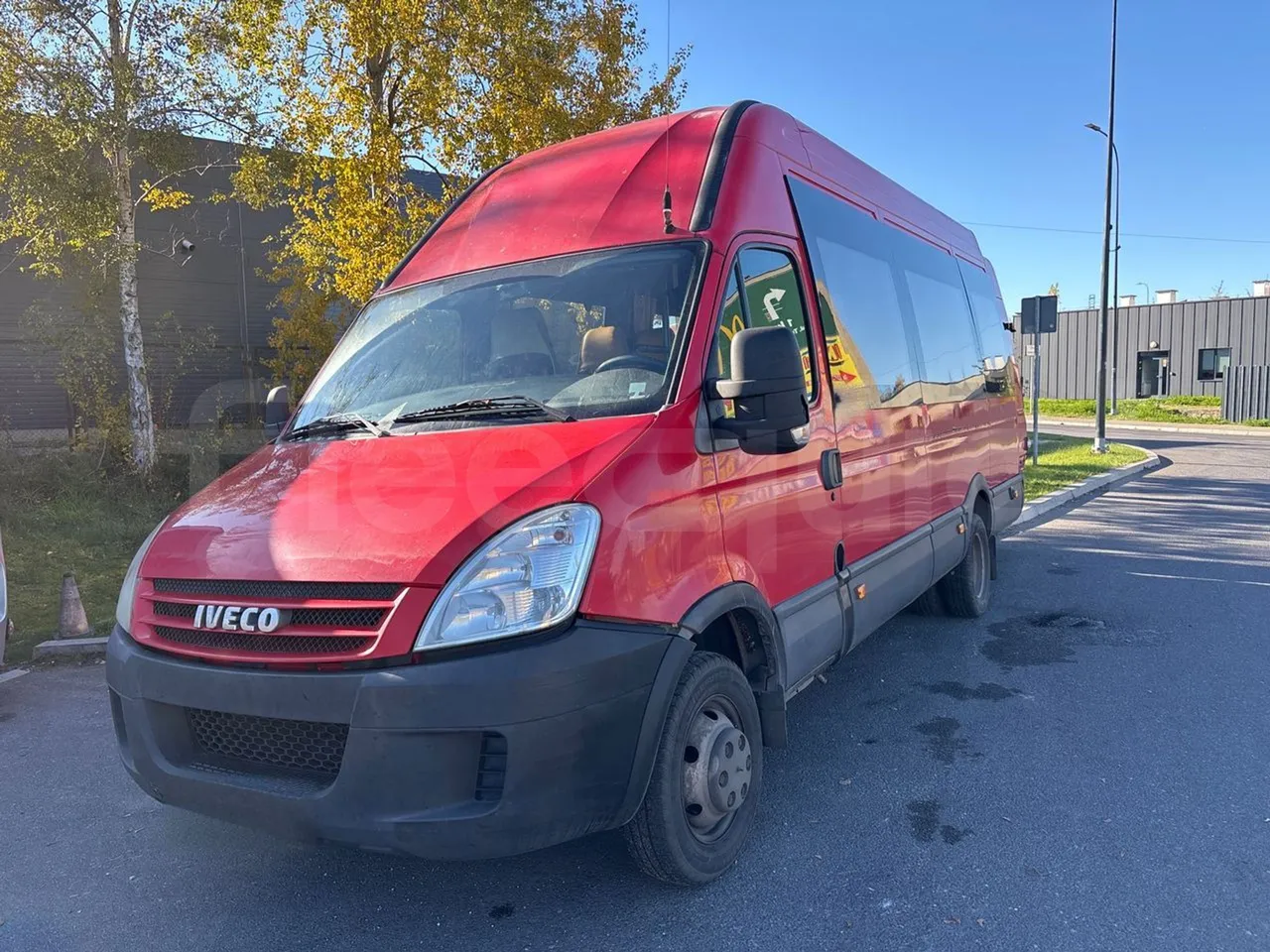 Iveco Daily 50C15V-EUR4 - 107kW - 7.012m - 3/4 front left