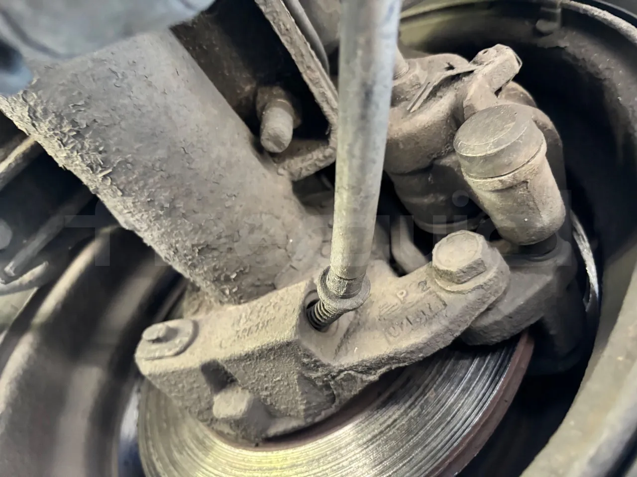 Iveco Daily 50C15V-EUR4 - 107kW - 7.012m - axle 2 caliper brakes left