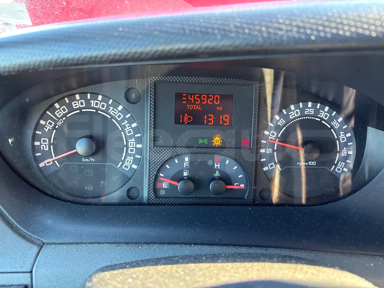 Iveco Daily 50C15V-EUR4 - 107kW - 7.012m - dashboard lights on