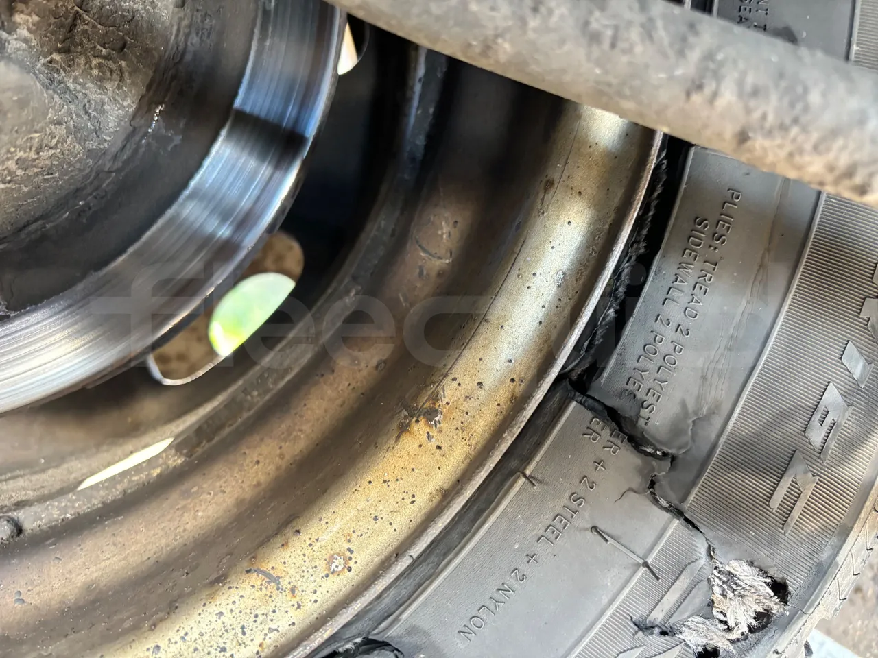 Iveco Daily 50C15V-EUR4 - 107kW - 7.012m - axle 2 discs right