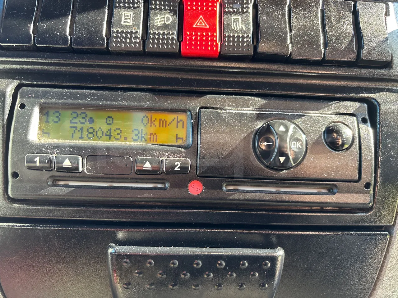 Iveco Daily 50C15V-EUR4 - 107kW - 7.012m - Tachograph