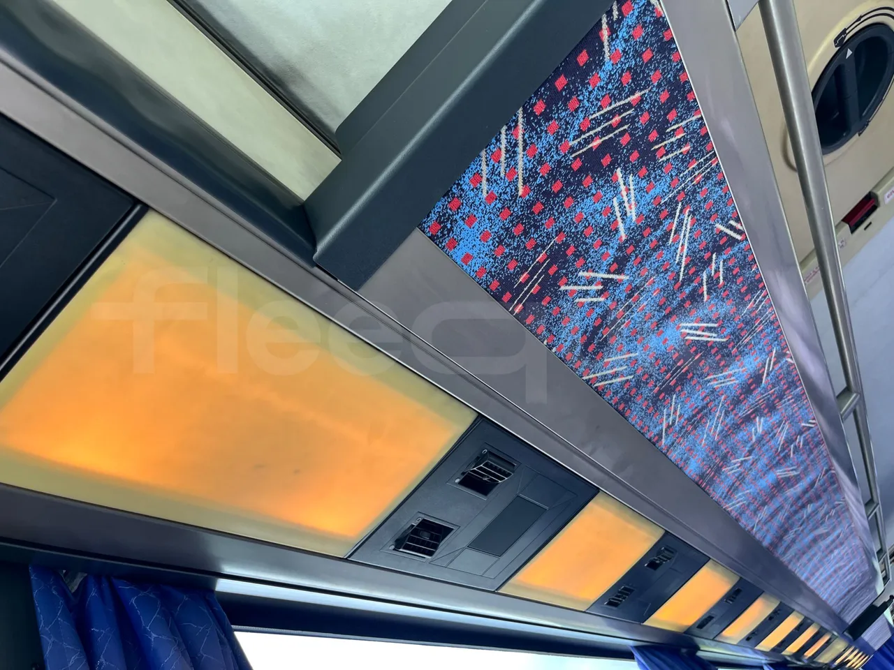 Setra S315 GT/ Euro 3 - 260 Kw - 12 Mt - camera accessories photo