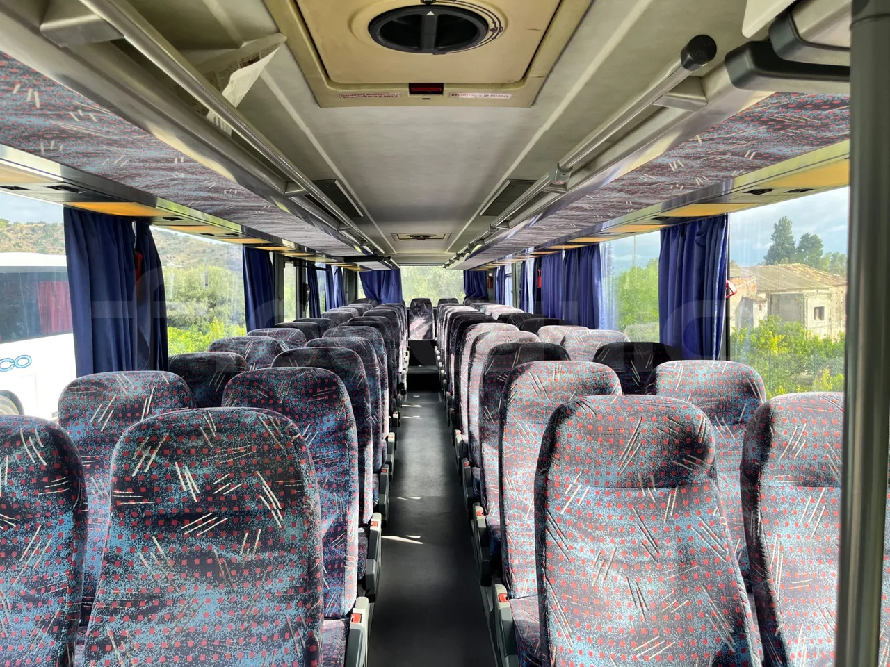 Setra S315 GT/ Euro 3 - 260 Kw - 12 Mt - interior reverse seats driver height