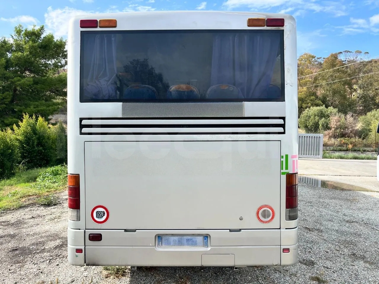 Setra S315 GT/ Euro 3 - 260 Kw - 12 Mt - rear hatch closed