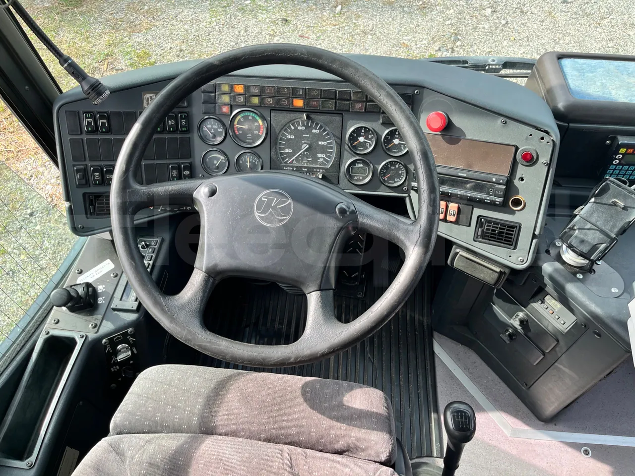 Setra S315 GT/ Euro 3 - 260 Kw - 12 Mt - steering wheel photo