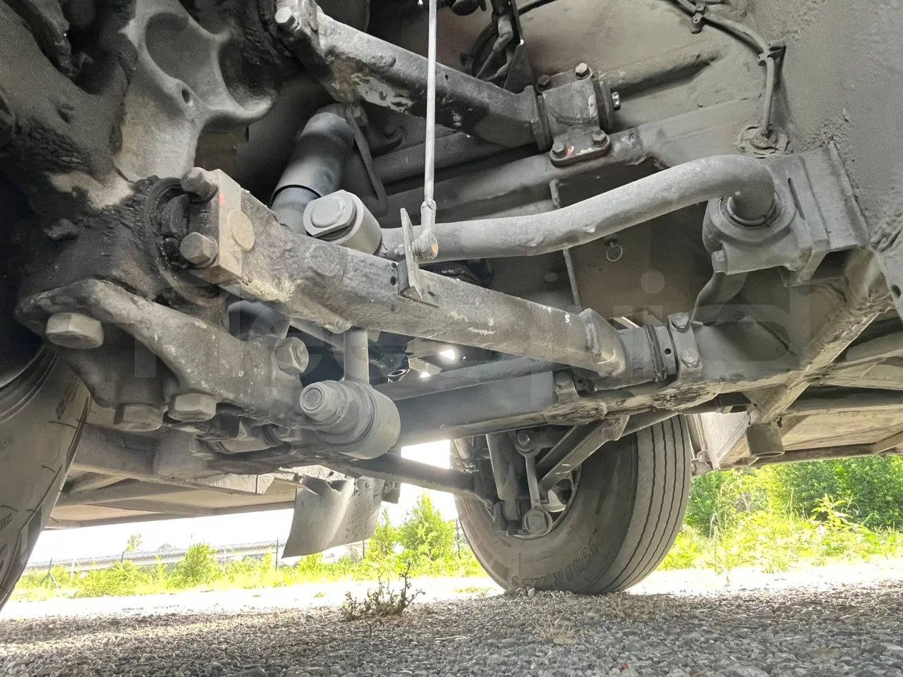 Setra S315 GT/ Euro 3 - 260 Kw - 12 Mt - front axle left side