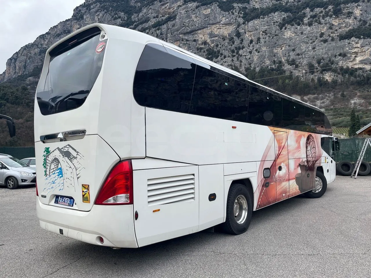 Neoplan Cityliner CITYLINER - Euro6 - 338kW - 12.240mt - 3/4 right rear doors closed