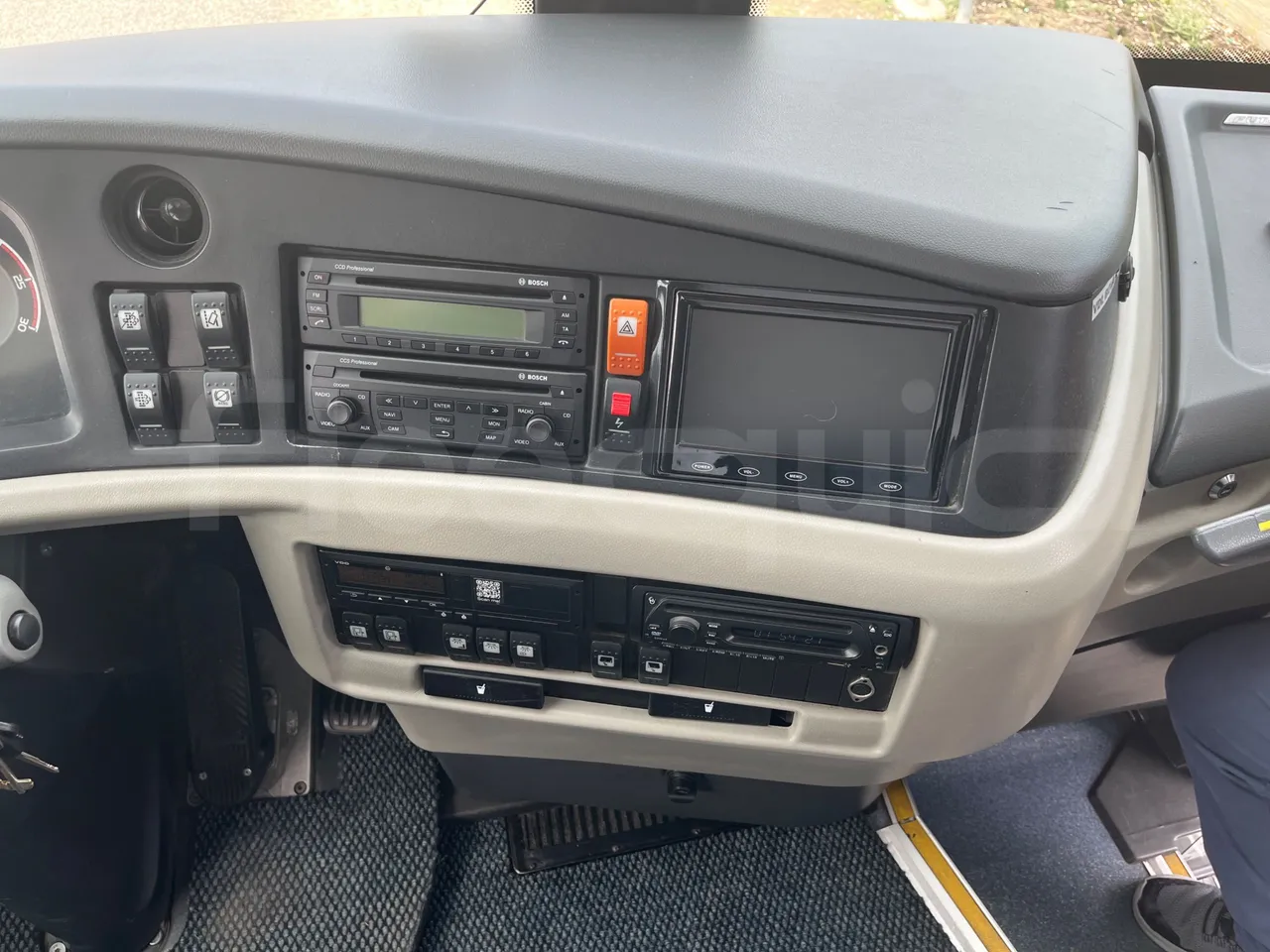 Vdl Futura - onboard devices 1