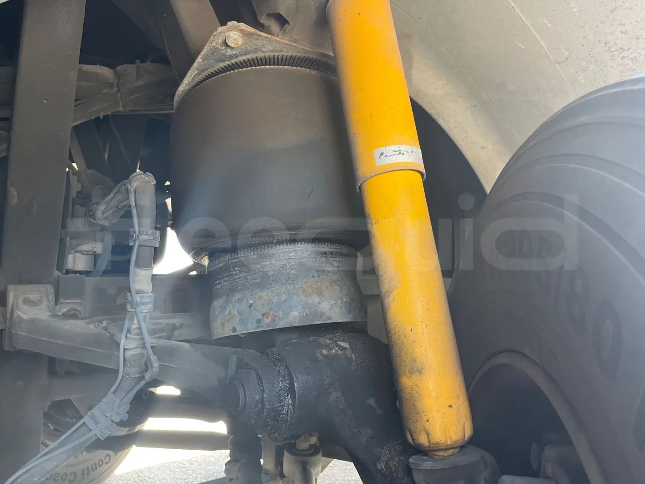 Vdl Futura - front shock absorbers left