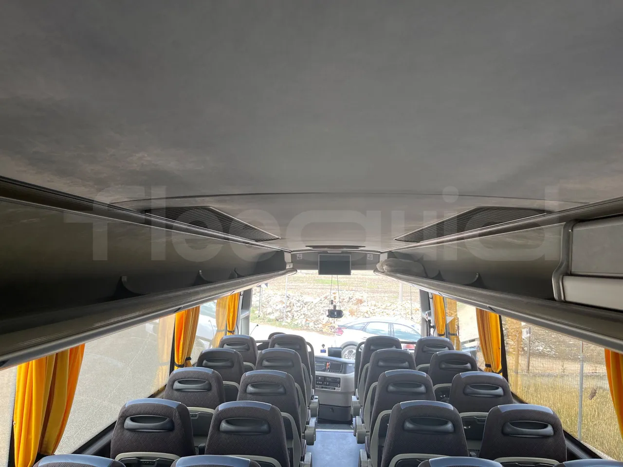 Vdl Futura - overhead compartments photo