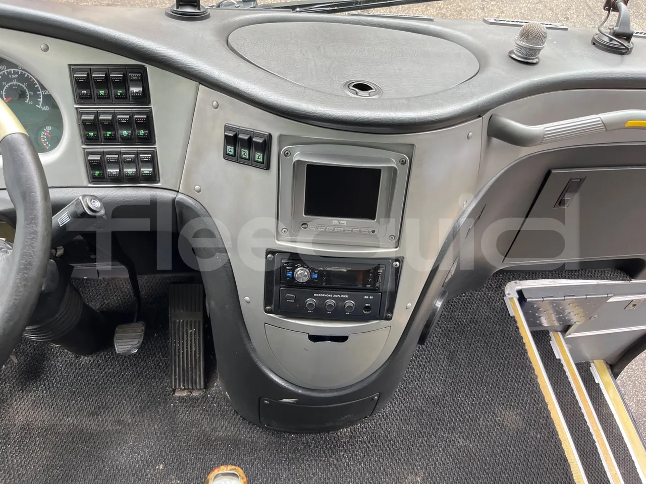 King Long XMQ6800 2AL1AA2B-EUR5-148Kw-7,995m - radio accessories photo