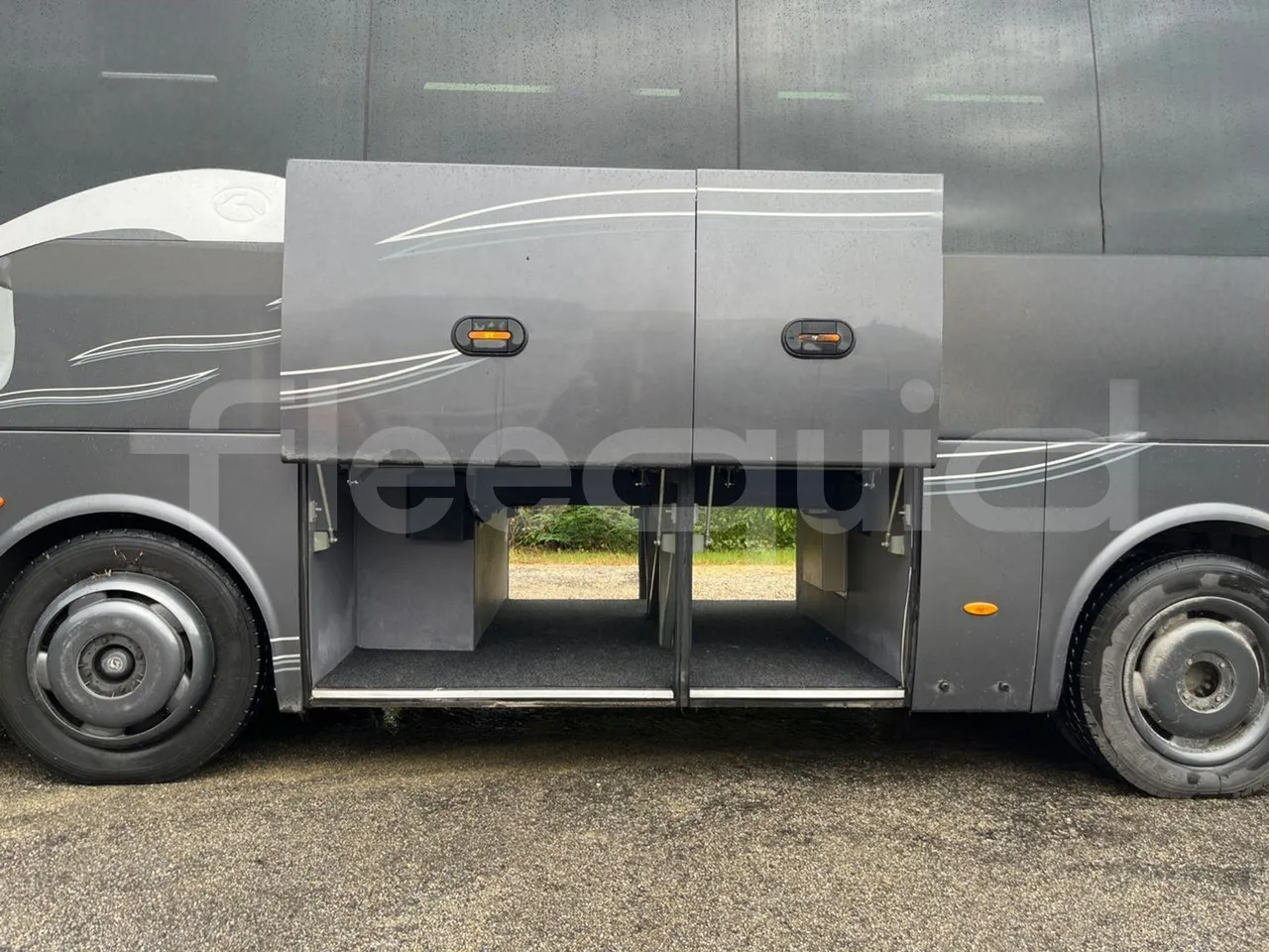 King Long XMQ6800 2AL1AA2B-EUR5-148Kw-7,995m - luggage rack photo