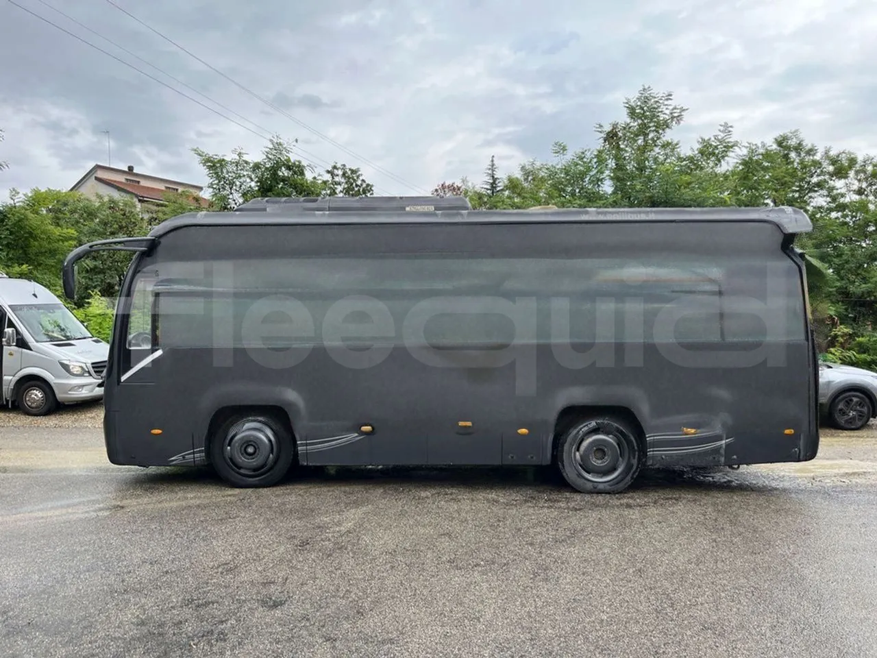 King Long XMQ6800 2AL1AA2B-EUR5-148Kw-7,995m - left side photo