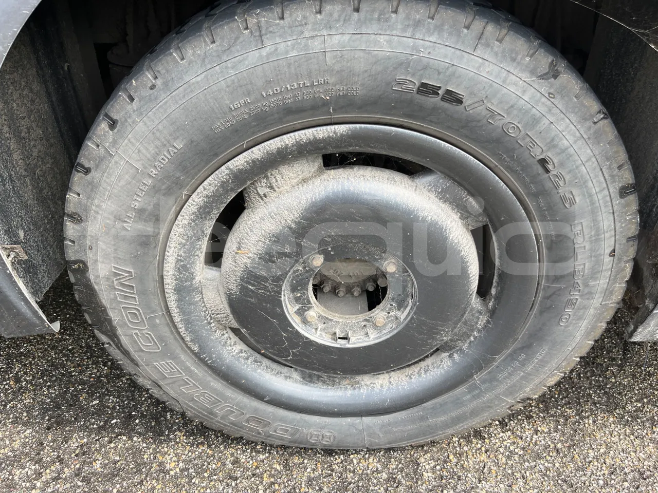 King Long XMQ6800 2AL1AA2B-EUR5-148Kw-7,995m - rear left tire photo