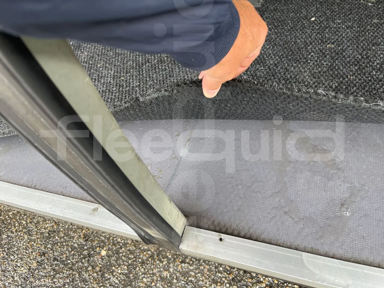 King Long XMQ6800 2AL1AA2B-EUR5-148Kw-7,995m - under carpet photo