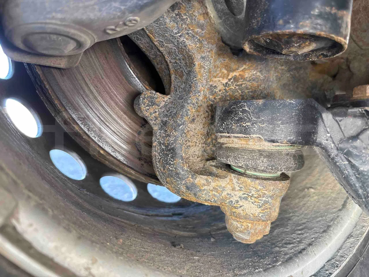 Mercedes-Benz Sprinter - front discs right