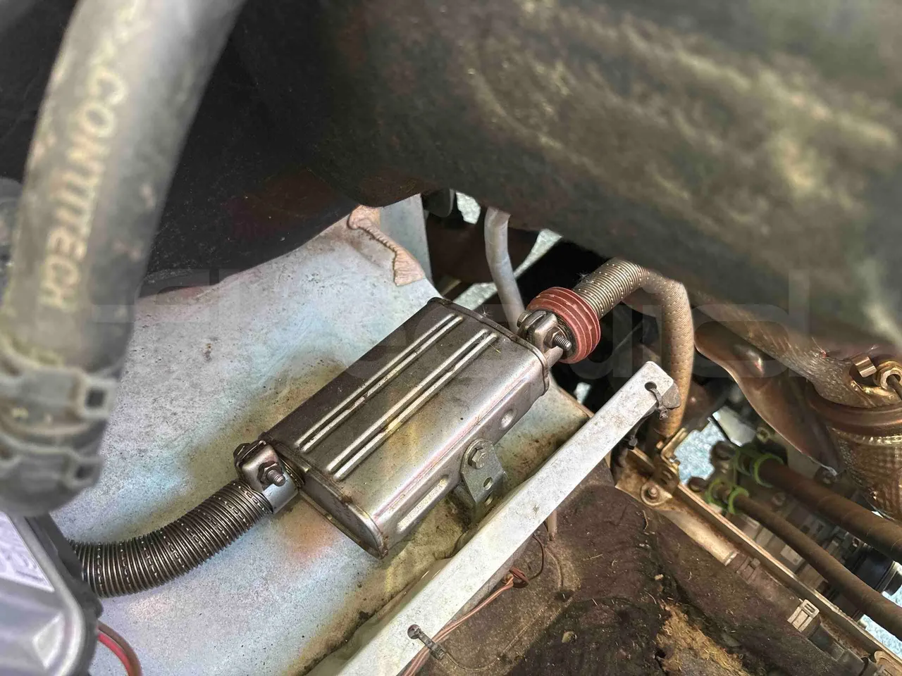 Mercedes-Benz Sprinter - preheater webasto photo