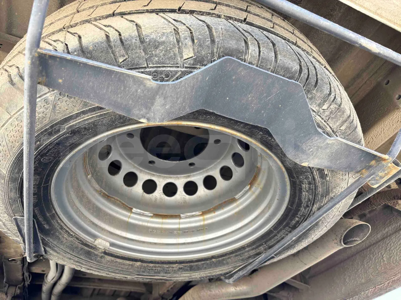 Mercedes-Benz Sprinter - spare wheel