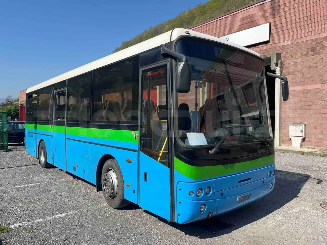 Iveco Cacciamali TCI972 - Euro 5 - 243 kW - 9.700 mt - 3/4 front right doors