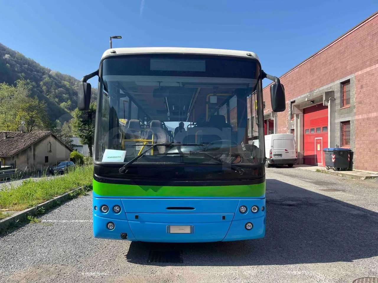 Iveco Cacciamali TCI972 - Euro 5 - 243 kW - 9.700 mt - front photo