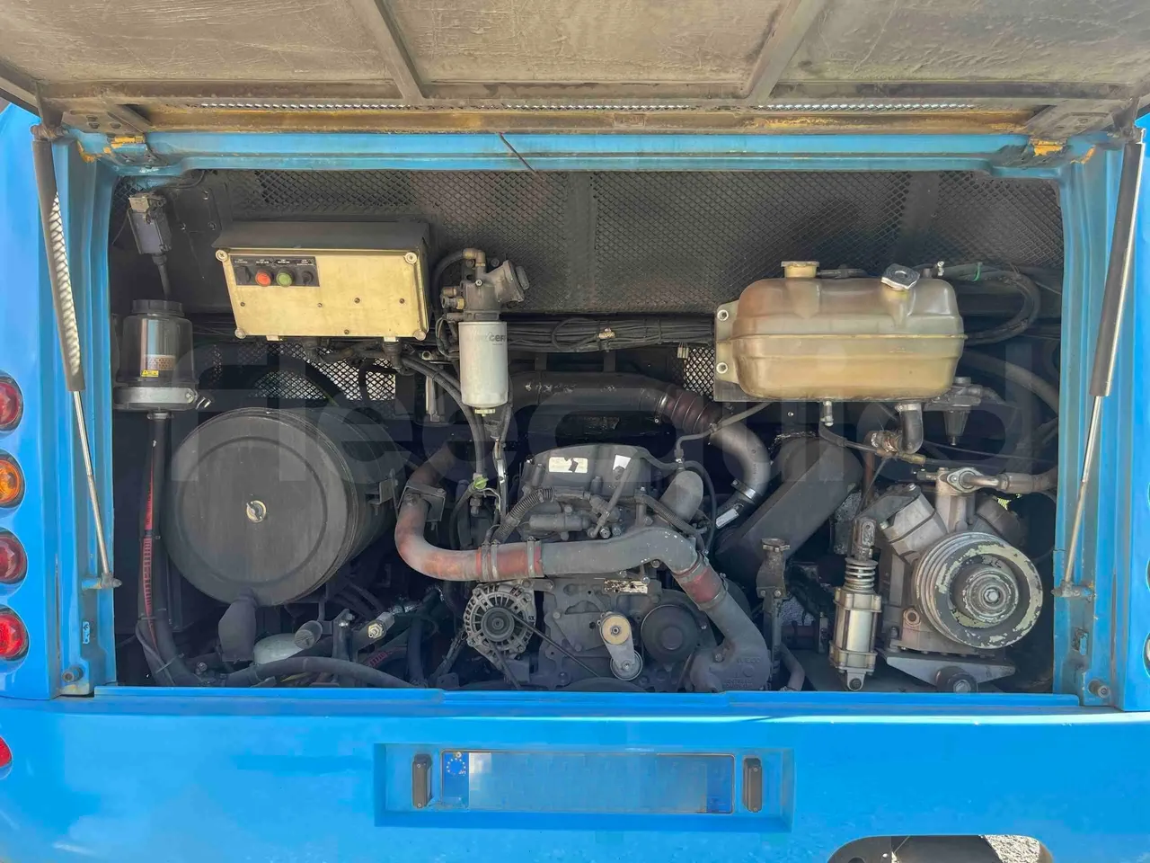 Iveco Cacciamali TCI972 - Euro 5 - 243 kW - 9.700 mt - rear hatch open