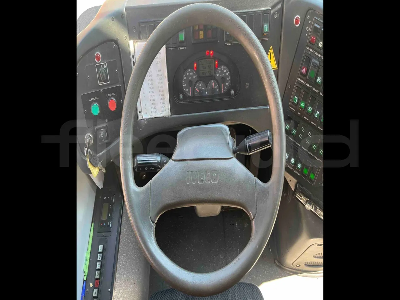 Iveco Cacciamali TCI972 - Euro 5 - 243 kW - 9.700 mt - steering wheel photo