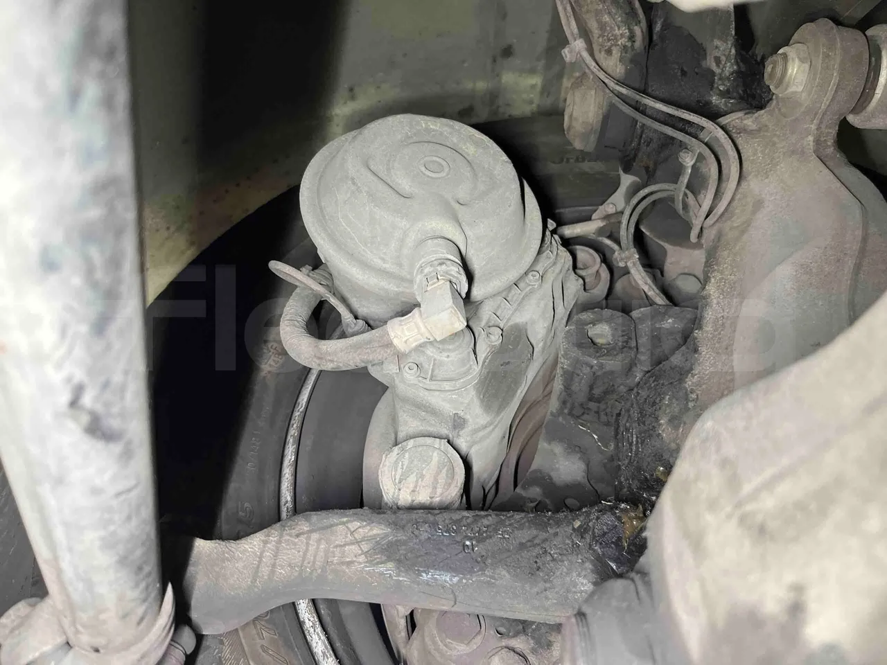 Mercedes-Benz Citaro O 530 G - Euro5 - 260kW - 17.940mt - front brake calipers right