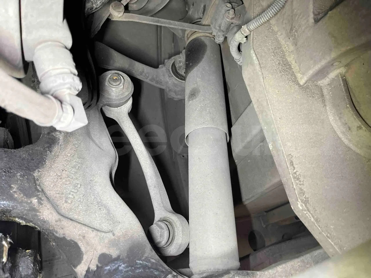 Mercedes-Benz Citaro O 530 G - Euro5 - 260kW - 17.940mt - front shock absorbers right