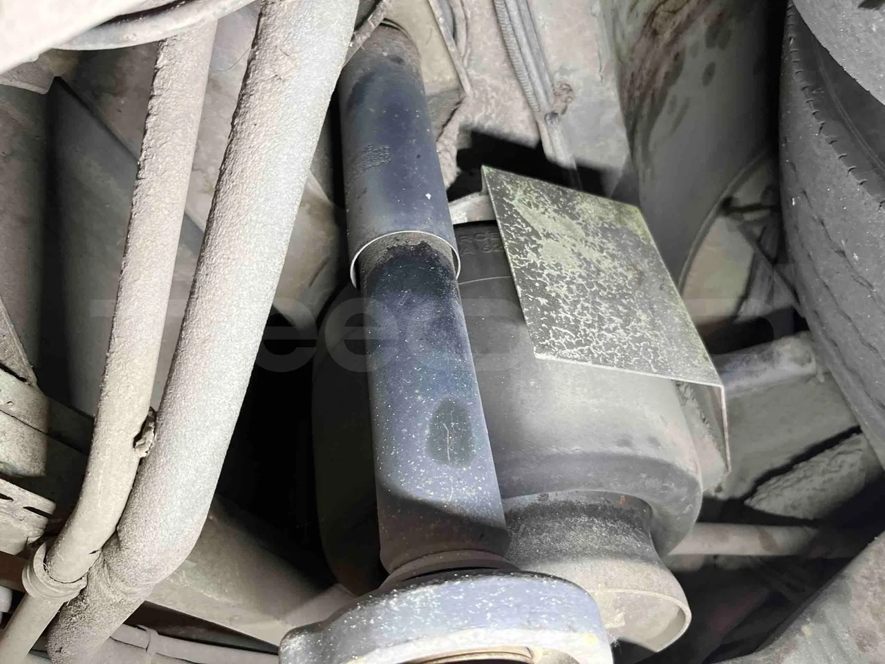 Mercedes-Benz Citaro O 530 G - Euro5 - 260kW - 17.940mt - axel 3 shock absorbers 1 left