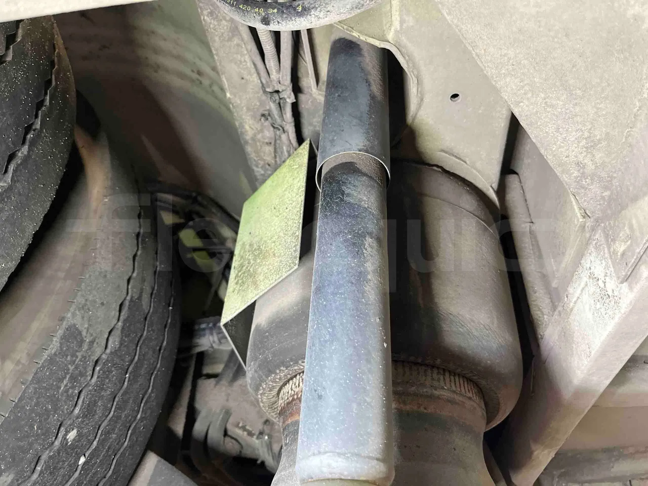 Mercedes-Benz Citaro O 530 G - Euro5 - 260kW - 17.940mt - axel 3 shock absorbers 1 right