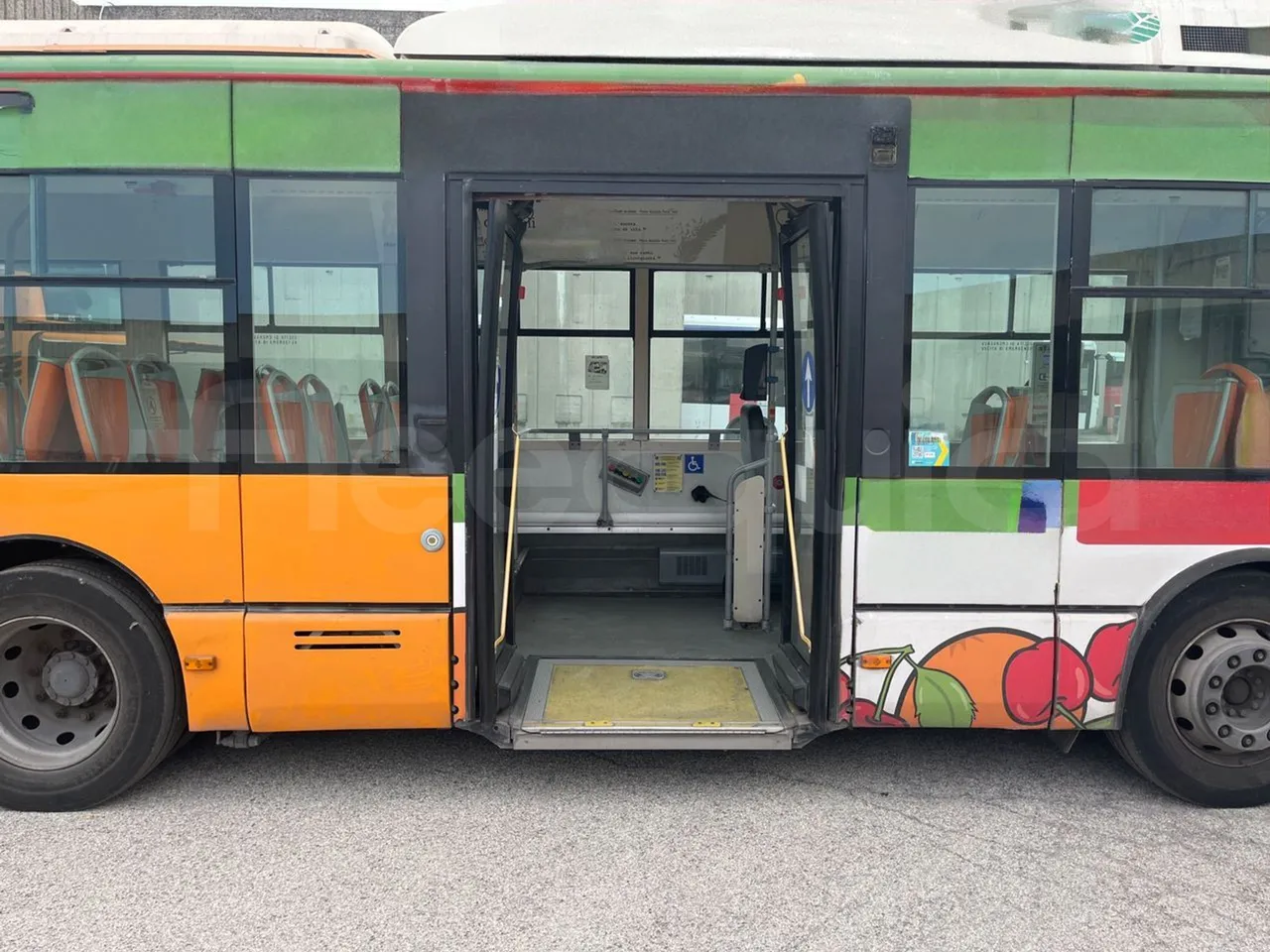 Iveco Citelis PS09D5/A/83 - EUR5 - 213kW - 10.46m CNG - front door 2 open