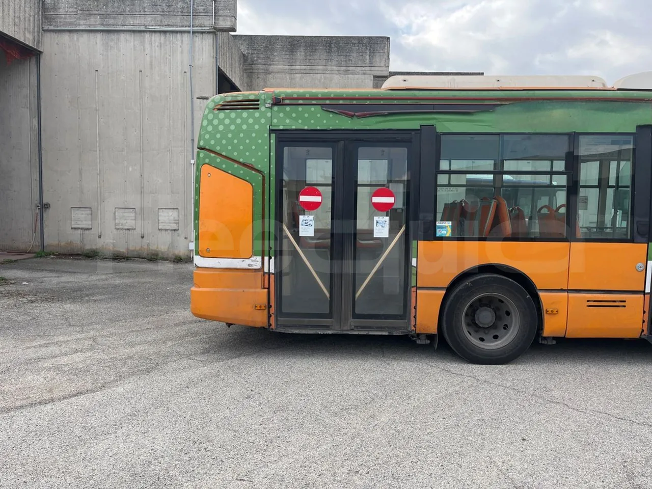 Iveco Citelis PS09D5/A/83 - EUR5 - 213kW - 10.46m CNG - front door 3 open