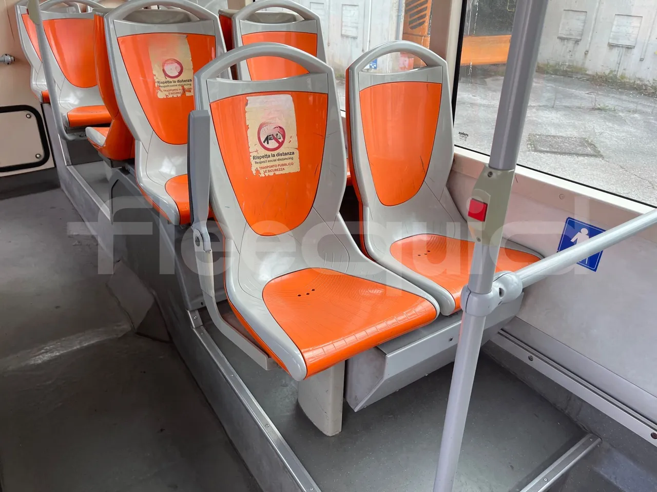 Iveco Citelis PS09D5/A/83 - EUR5 - 213kW - 10.46m CNG - single seat detail