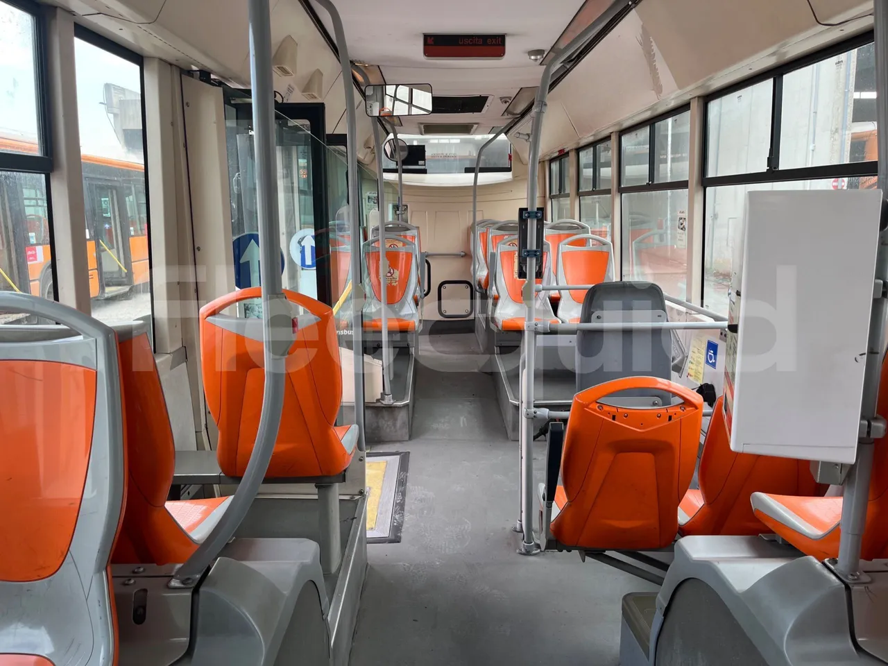 Iveco Citelis PS09D5/A/83 - EUR5 - 213kW - 10.46m CNG - interior reverse seats driver height