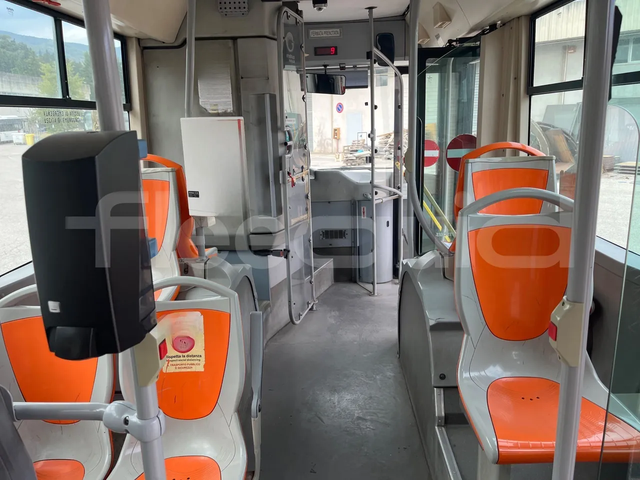 Iveco Citelis PS09D5/A/83 - EUR5 - 213kW - 10.46m CNG - forward view all seats last row height