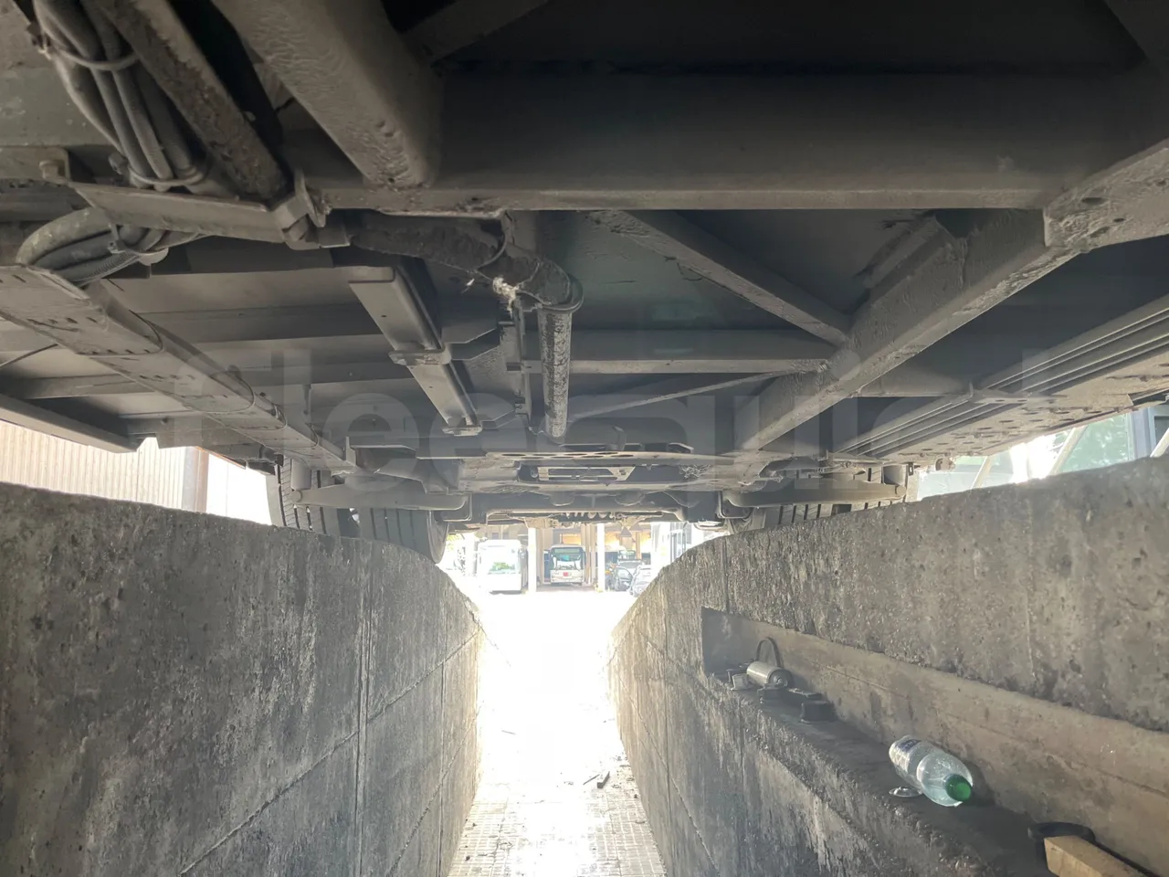 Iveco Citelis PS09D5/A/83 - EUR5 - 213kW - 10.46m CNG - central undercarriage photo